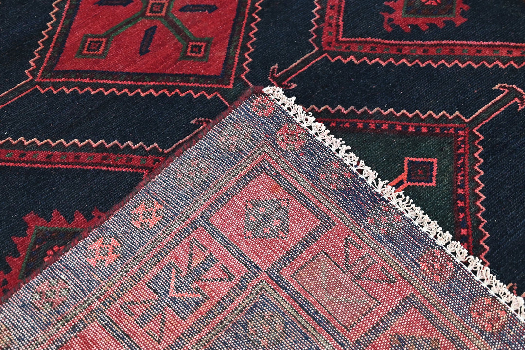 blue Large rug 4' 11" x 11' 4"