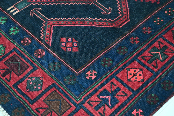 blue Large rug 4' 11" x 11' 4"