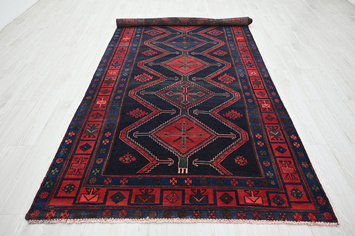 blue Large rug 4' 11" x 11' 4"