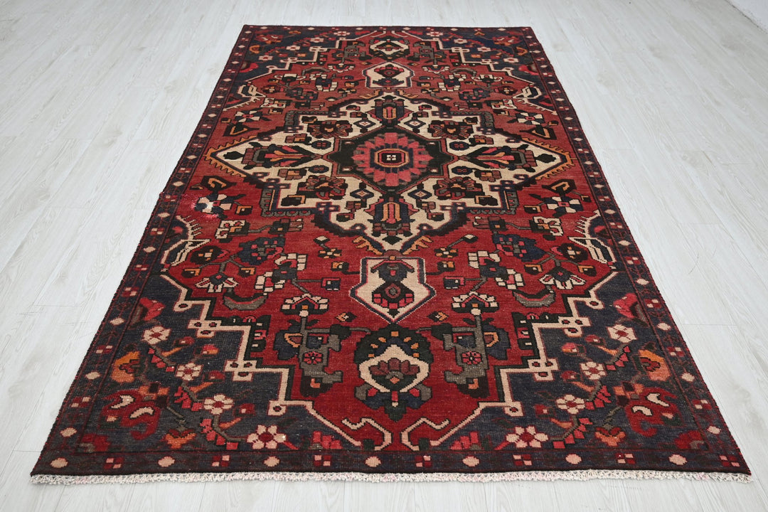 red Medium rug 5' 2" x 8' 6"