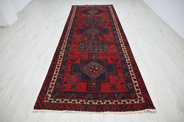 red Runner rug 4' 11" x 13' 1"