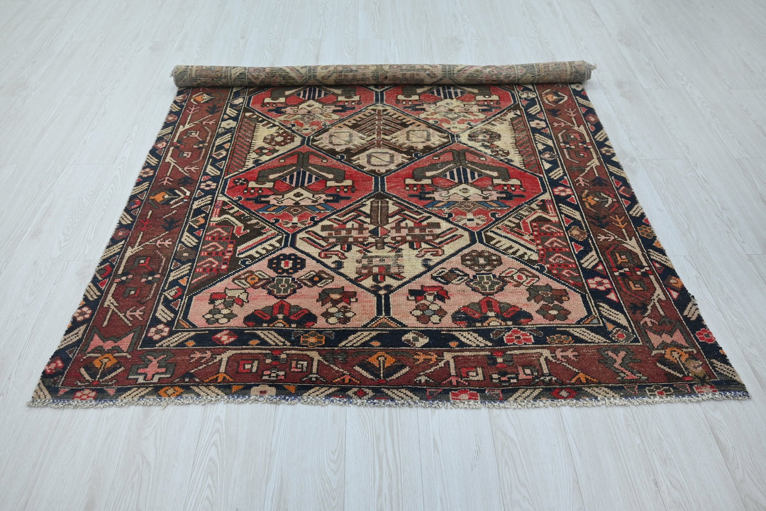 brown Medium rug 5' 0" x 7' 0"