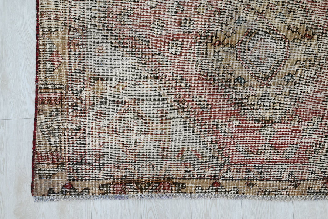 brown Medium rug 4' 5" x 9' 0"