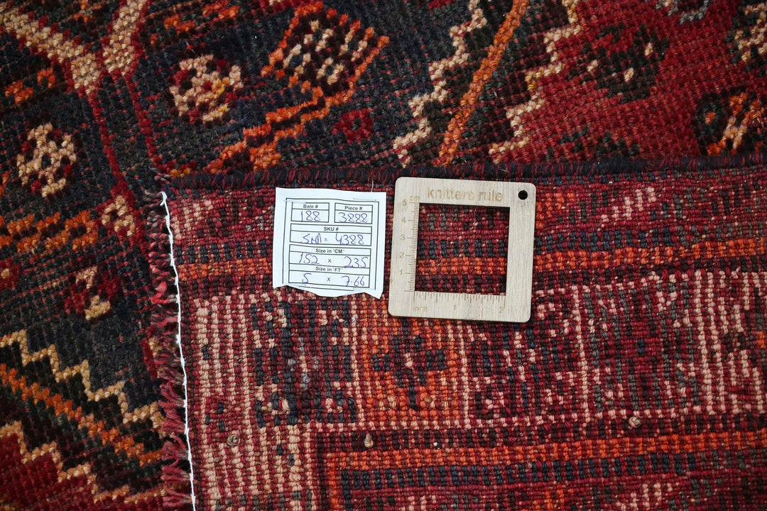 red Medium rug 5' 0" x 7' 9"