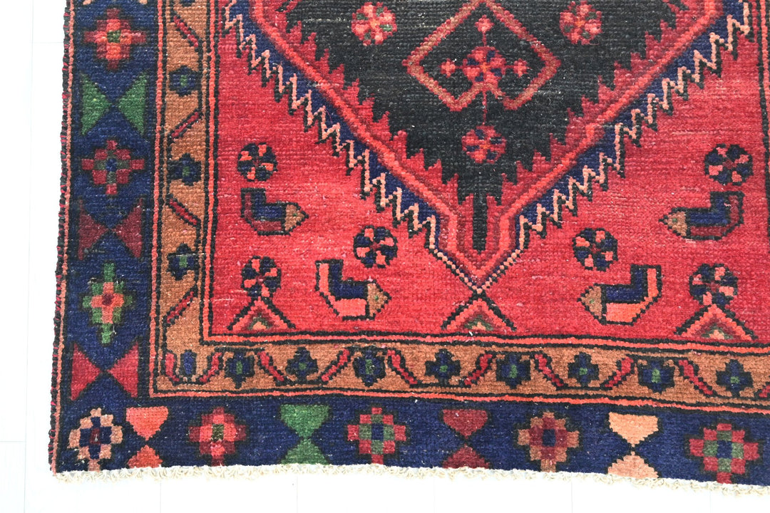 red Runner rug 3' 1" x 9' 2"