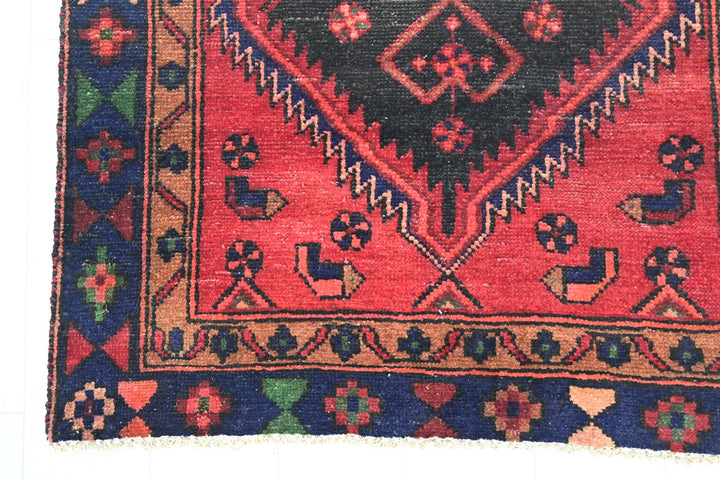 red Runner rug 3' 1" x 9' 2"