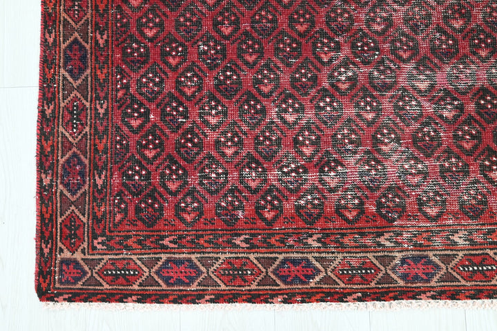 red Medium rug 3' 8" x 8' 9"