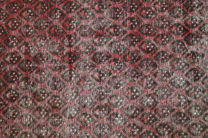 red Medium rug 3' 8" x 8' 9"