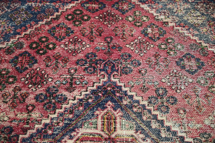 red Medium rug 5' 4" x 8' 6"