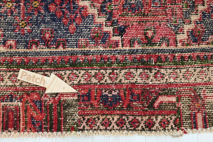 red Medium rug 5' 4" x 8' 6"