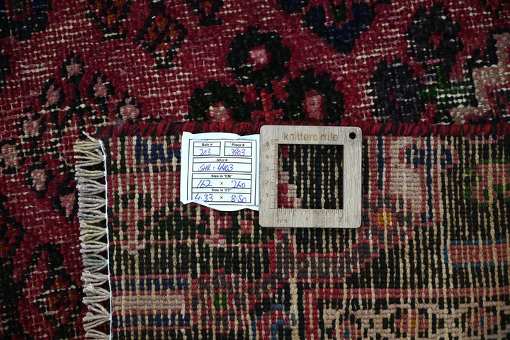 red Medium rug 5' 4" x 8' 6"