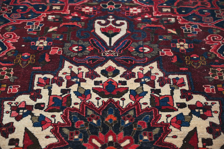 red Medium rug 3' 10" x 7' 5"