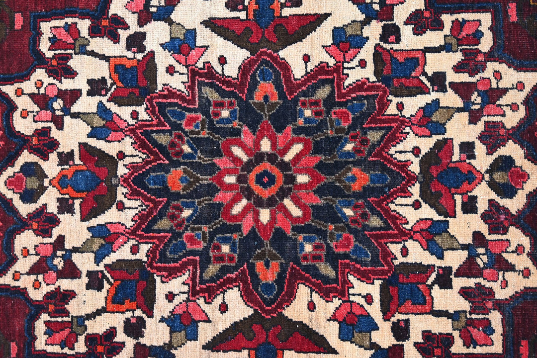 red Medium rug 3' 10" x 7' 5"