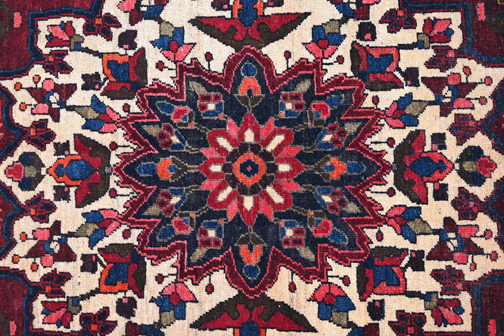 red Medium rug 3' 10" x 7' 5"