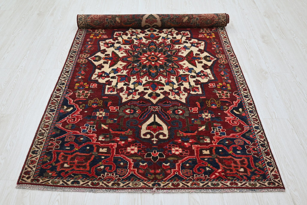 red Medium rug 3' 10" x 7' 5"