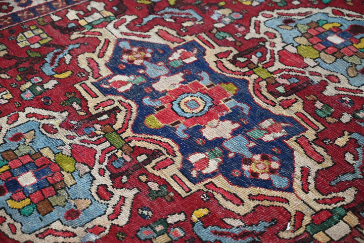red Medium rug 4' 8" x 6' 7"