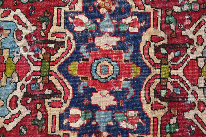 red Medium rug 4' 8" x 6' 7"