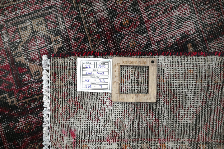 red Medium rug 3' 9" x 7' 0"