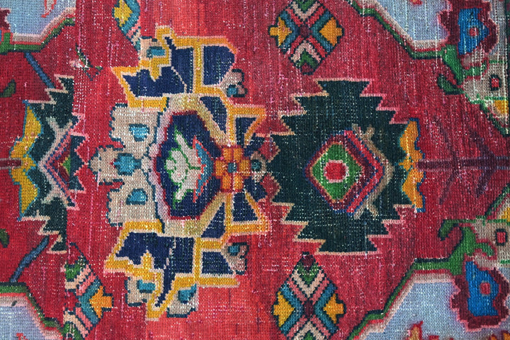 red Accent rug 4' 2" x 5' 4"