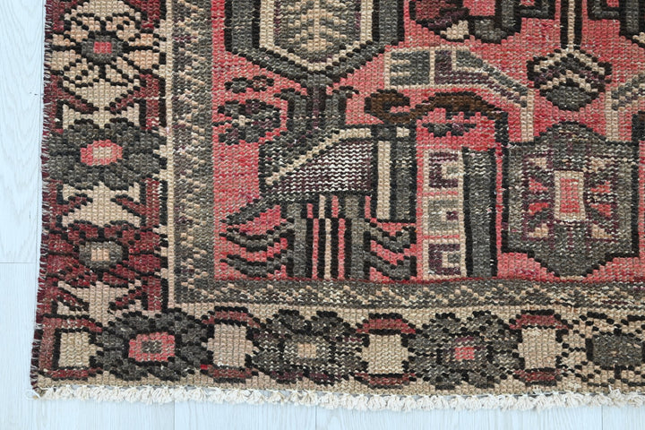 red Medium rug 3' 8" x 6' 9"