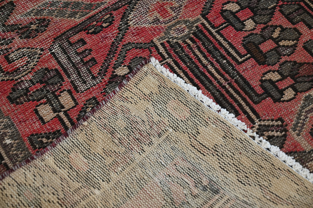 red Medium rug 3' 8" x 6' 9"