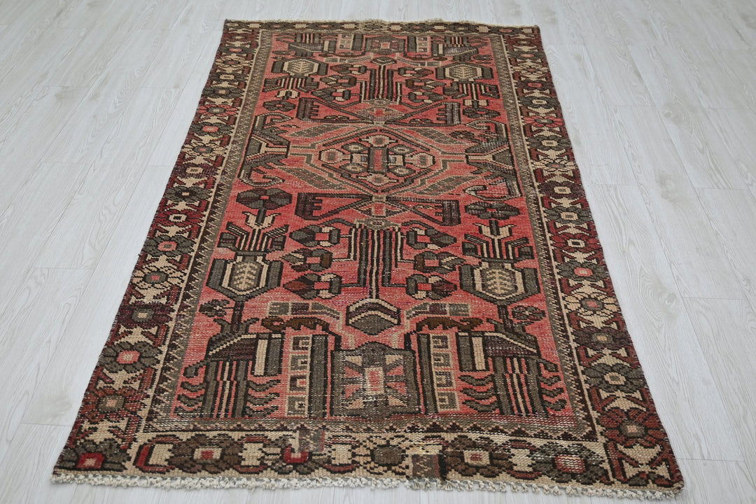 red Medium rug 3' 8" x 6' 9"