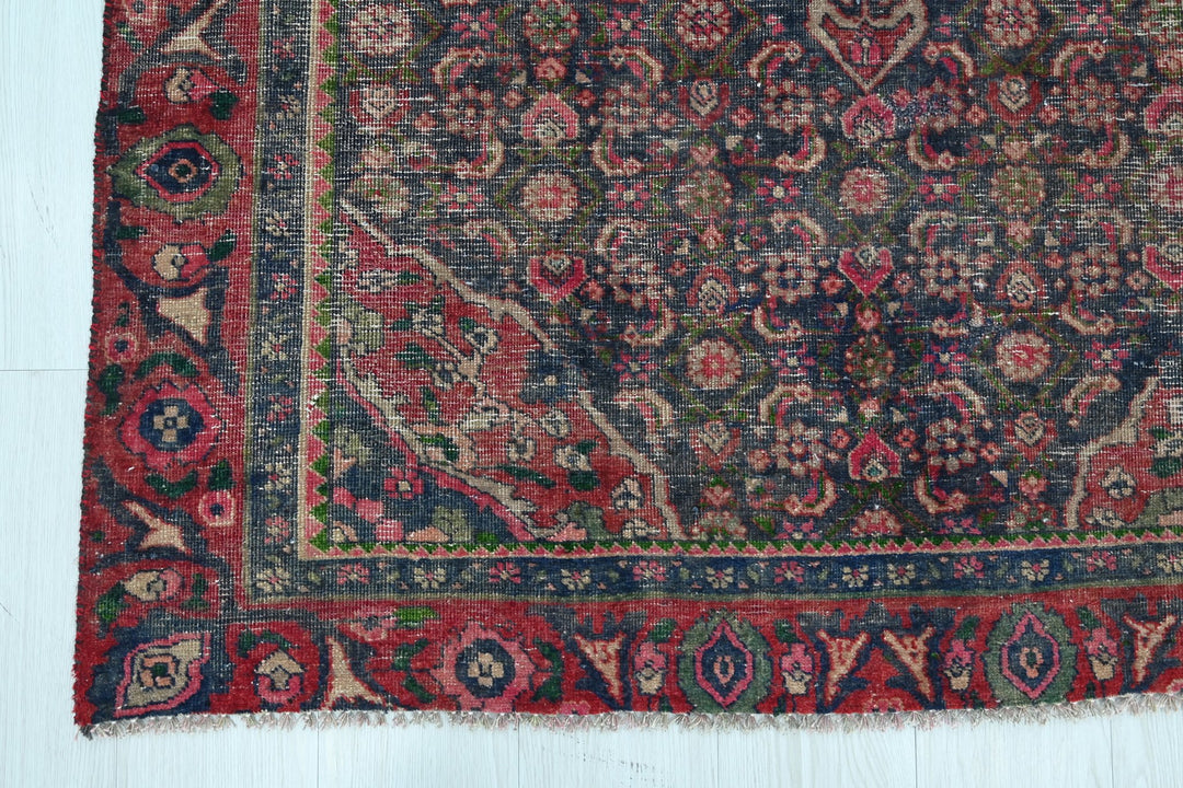 blue Accent rug 3' 10" x 6' 3"