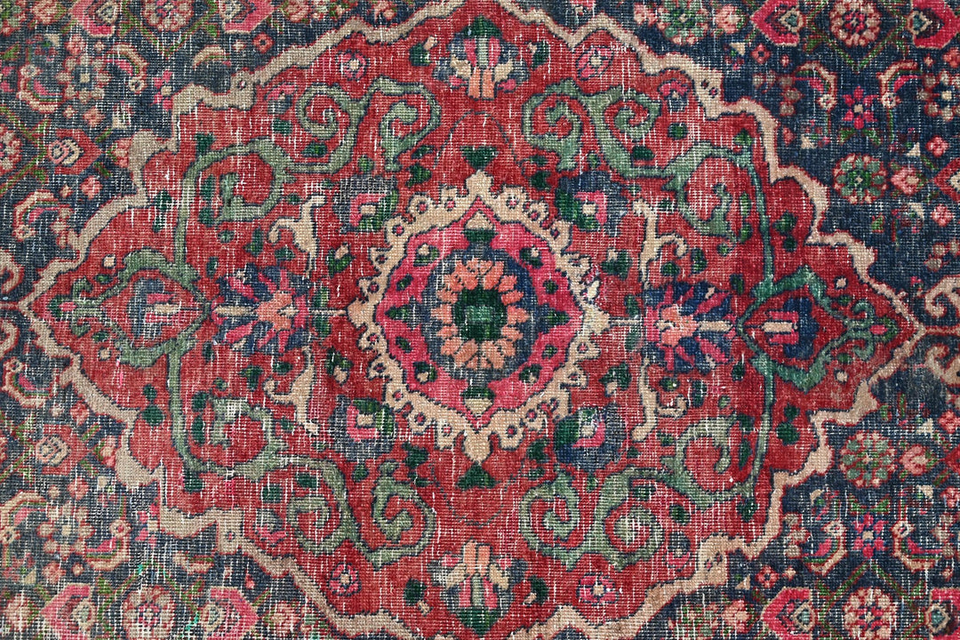 blue Accent rug 3' 10" x 6' 3"