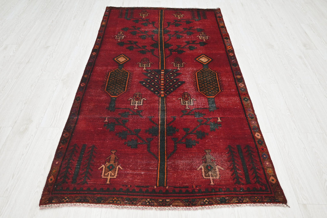 red Medium rug 3' 8" x 7' 1"