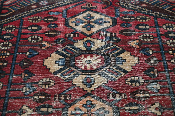 red Accent rug 4' 2" x 6' 2"