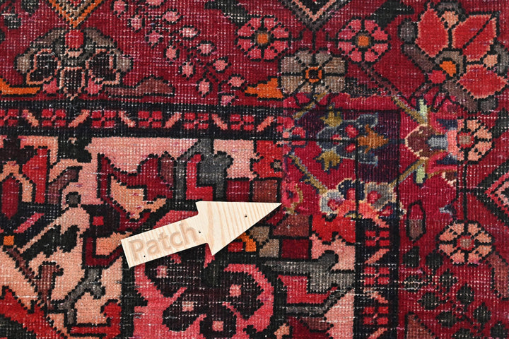 red Medium rug 4' 11" x 6' 7"