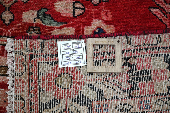 red Medium rug 5' 1" x 6' 5"