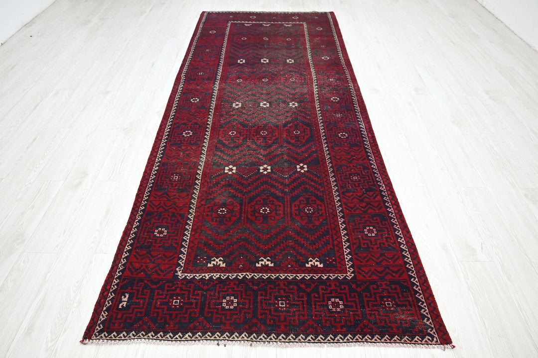 red Runner rug 4' 3" x 10' 10"