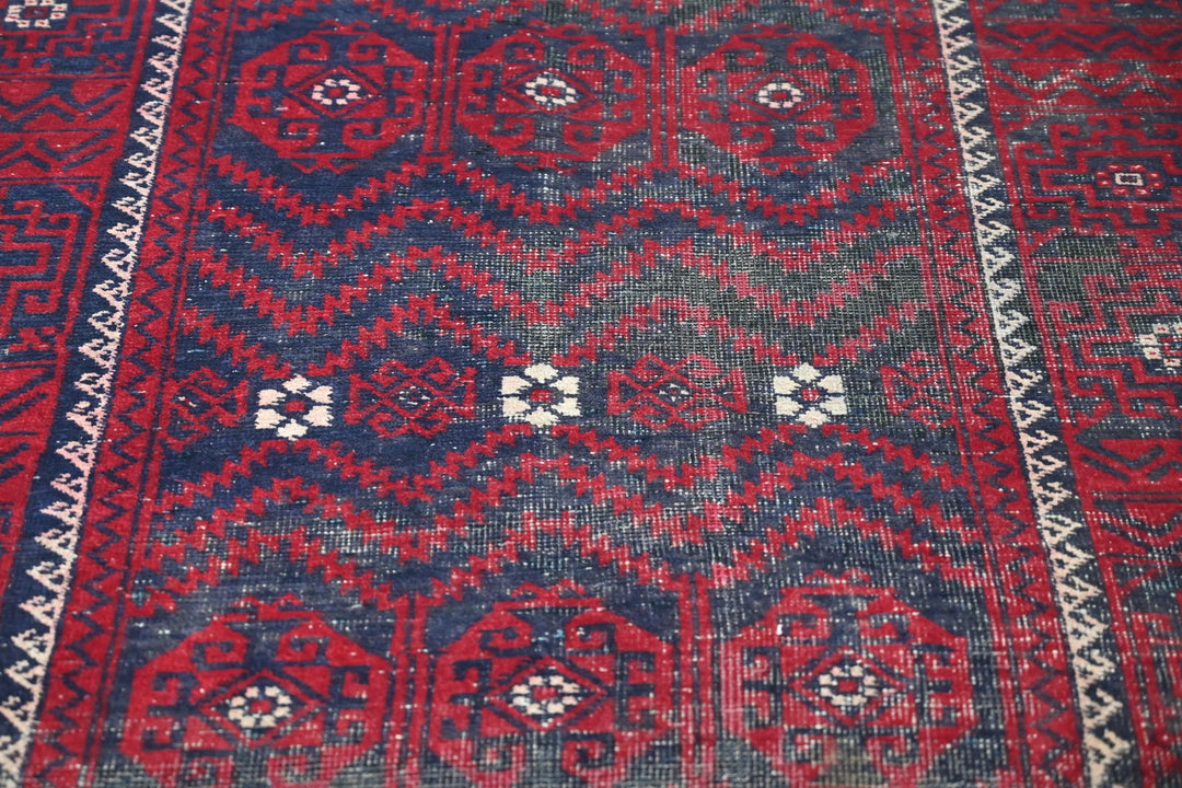 red Runner rug 4' 3" x 10' 10"