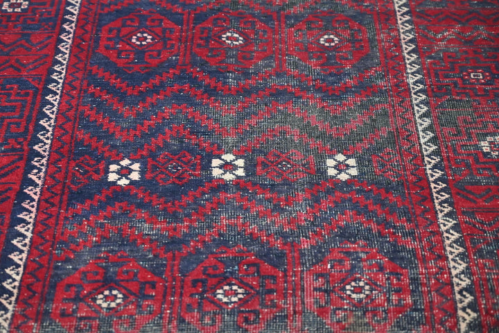 red Runner rug 4' 3" x 10' 10"