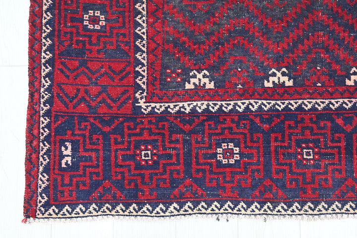 red Runner rug 4' 3" x 10' 10"