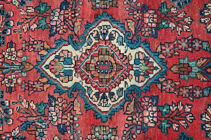 red Medium rug 4' 3" x 7' 3"