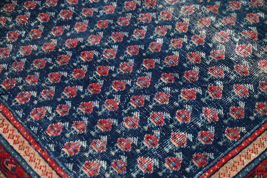 blue Medium rug 5' 2" x 6' 6"