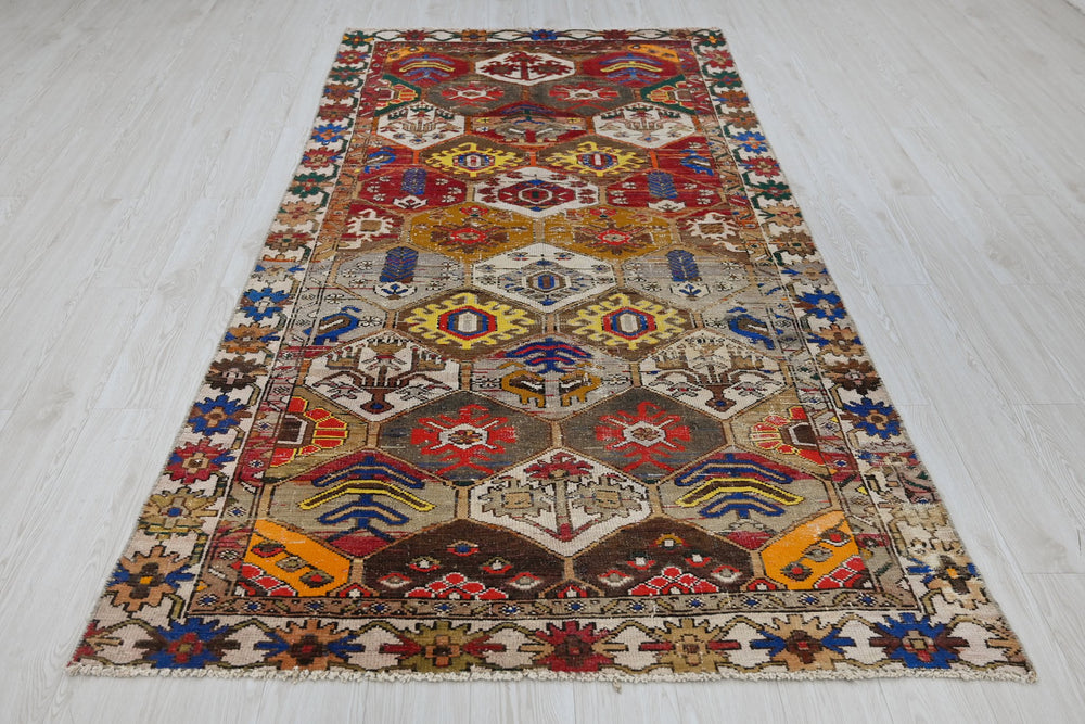 brown Runner rug 4' 6" x 9' 6"