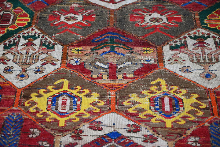 brown Runner rug 4' 6" x 9' 6"