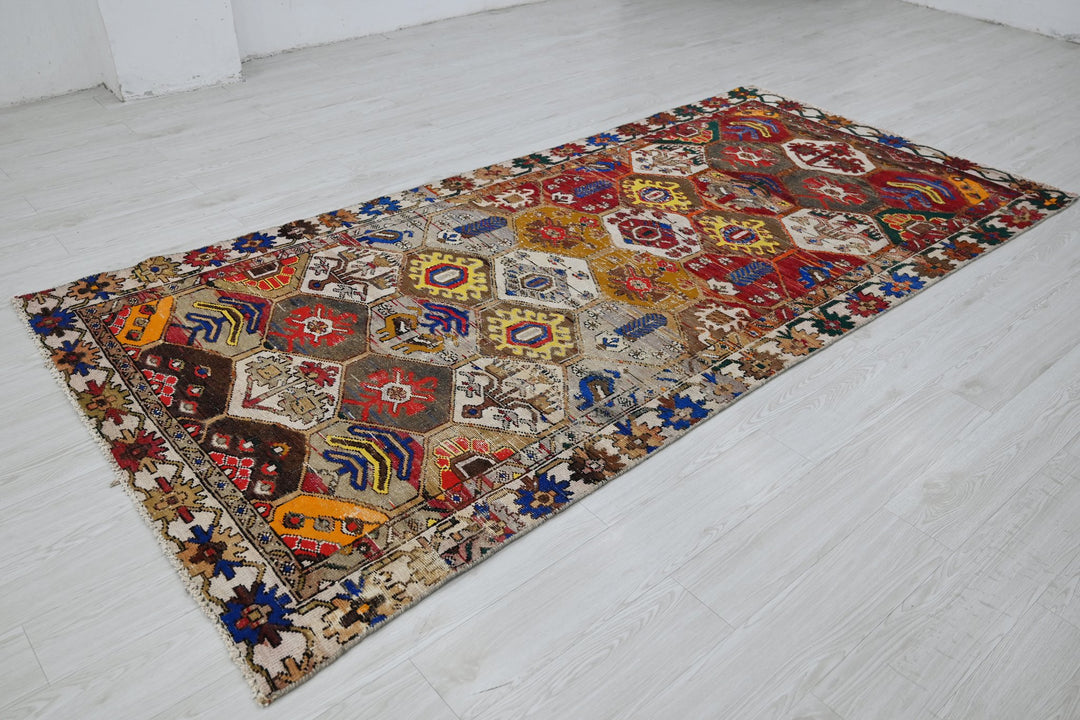 brown Runner rug 4' 6" x 9' 6"