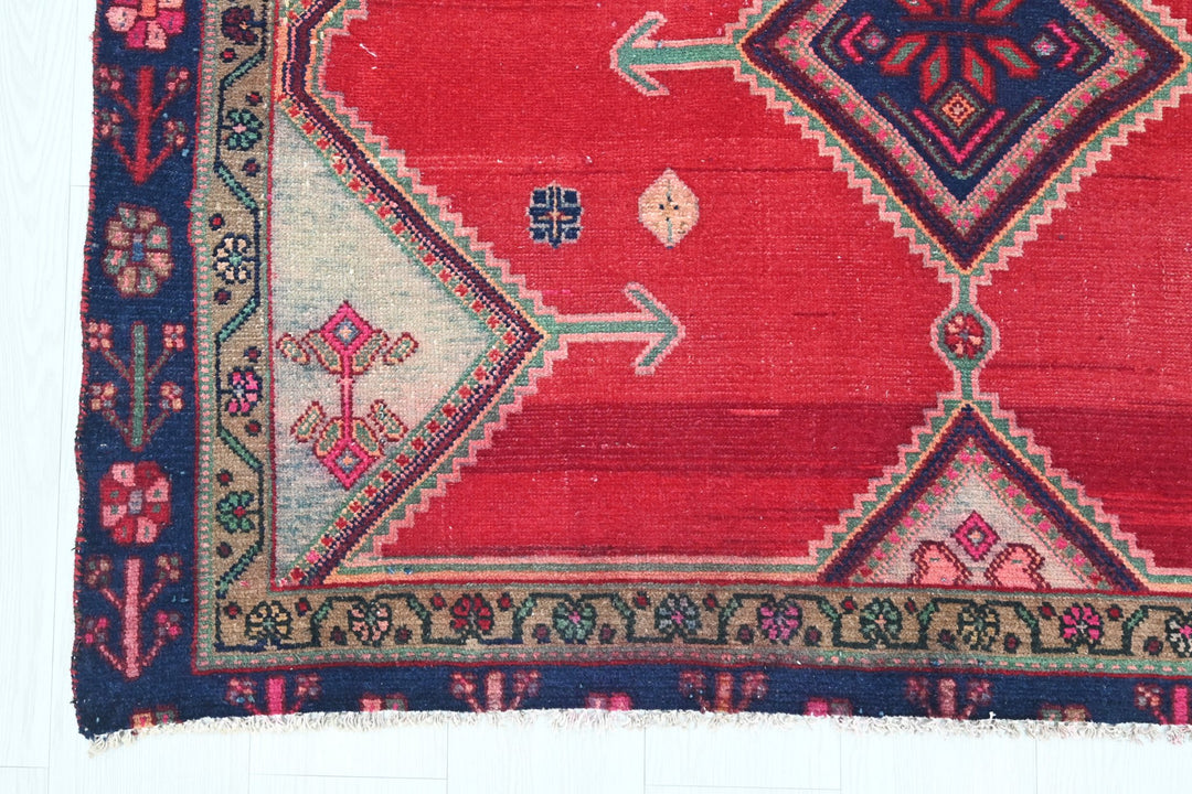 red Medium rug 4' 8" x 8' 6"