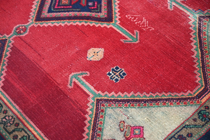 red Medium rug 4' 8" x 8' 6"