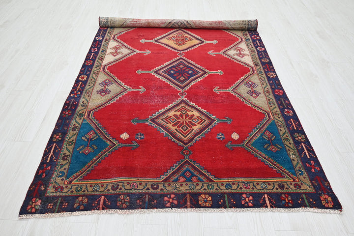 red Medium rug 4' 8" x 8' 6"