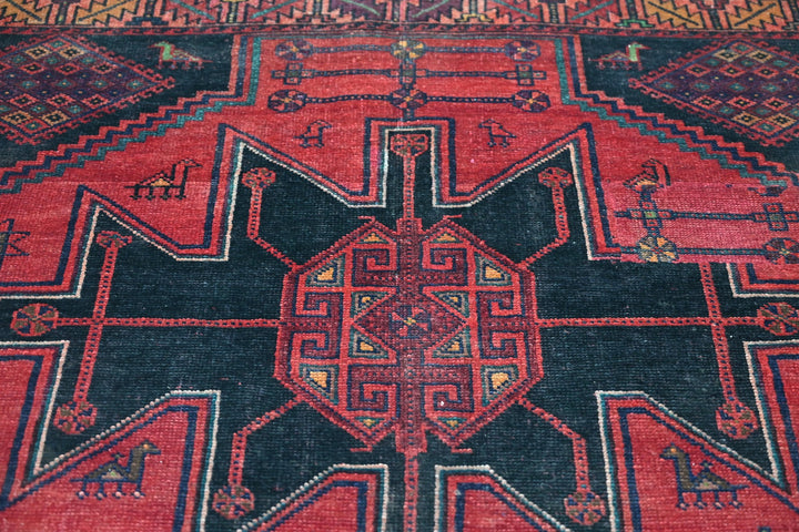 red Medium rug 5' 10" x 6' 11"