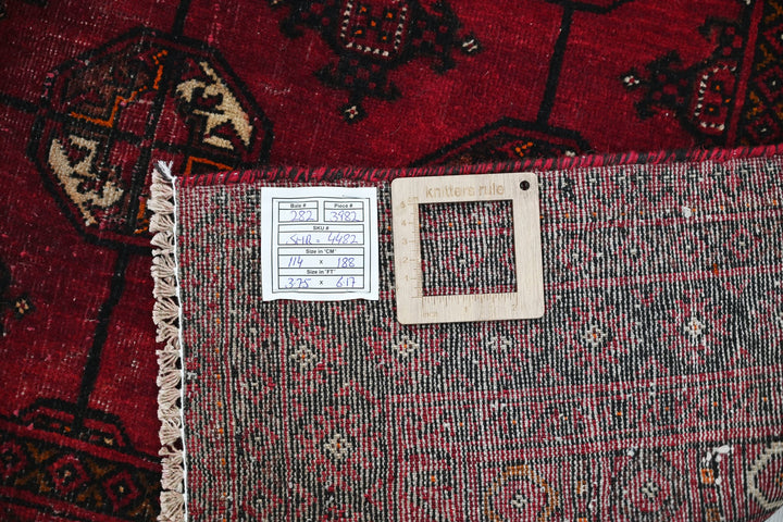 red Accent rug 3' 9" x 6' 2"