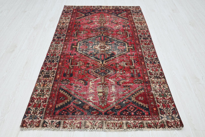 red Medium rug 3' 9" x 6' 7"