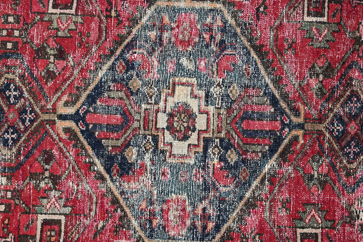 red Medium rug 3' 9" x 6' 7"