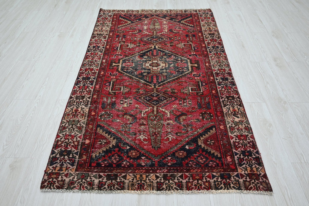 red Medium rug 3' 9" x 6' 7"