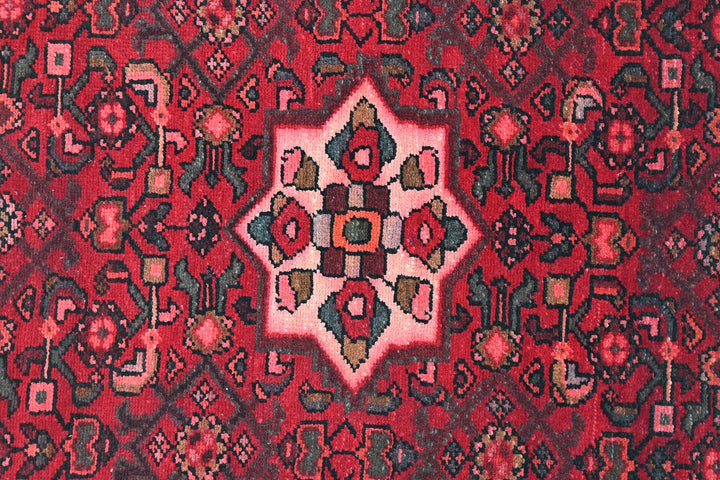 red Runner rug 2' 11" x 8' 2"
